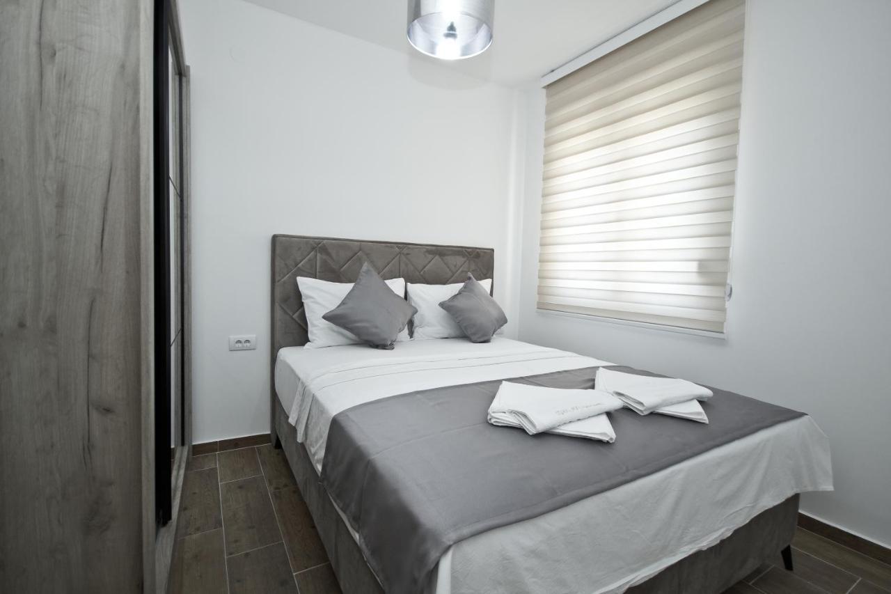 Igman Apartments Tivat Exterior photo