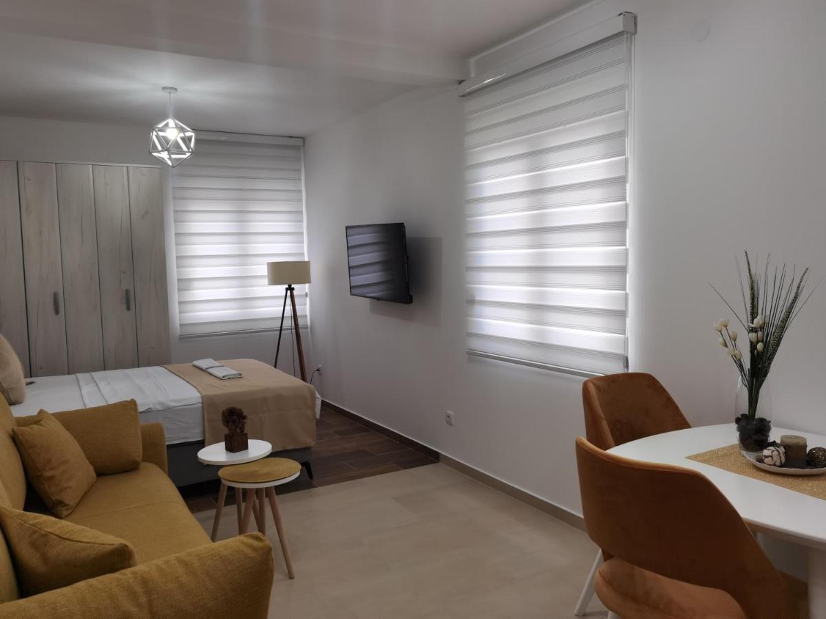 Igman Apartments Tivat Exterior photo